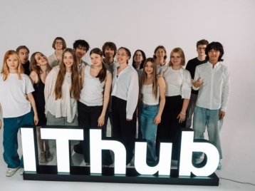 IThub: 8 лет страсти к IT-образованию!