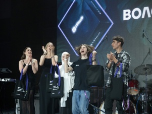 Каким был 2025 год для IThub: Вспоминаем самые яркие события!